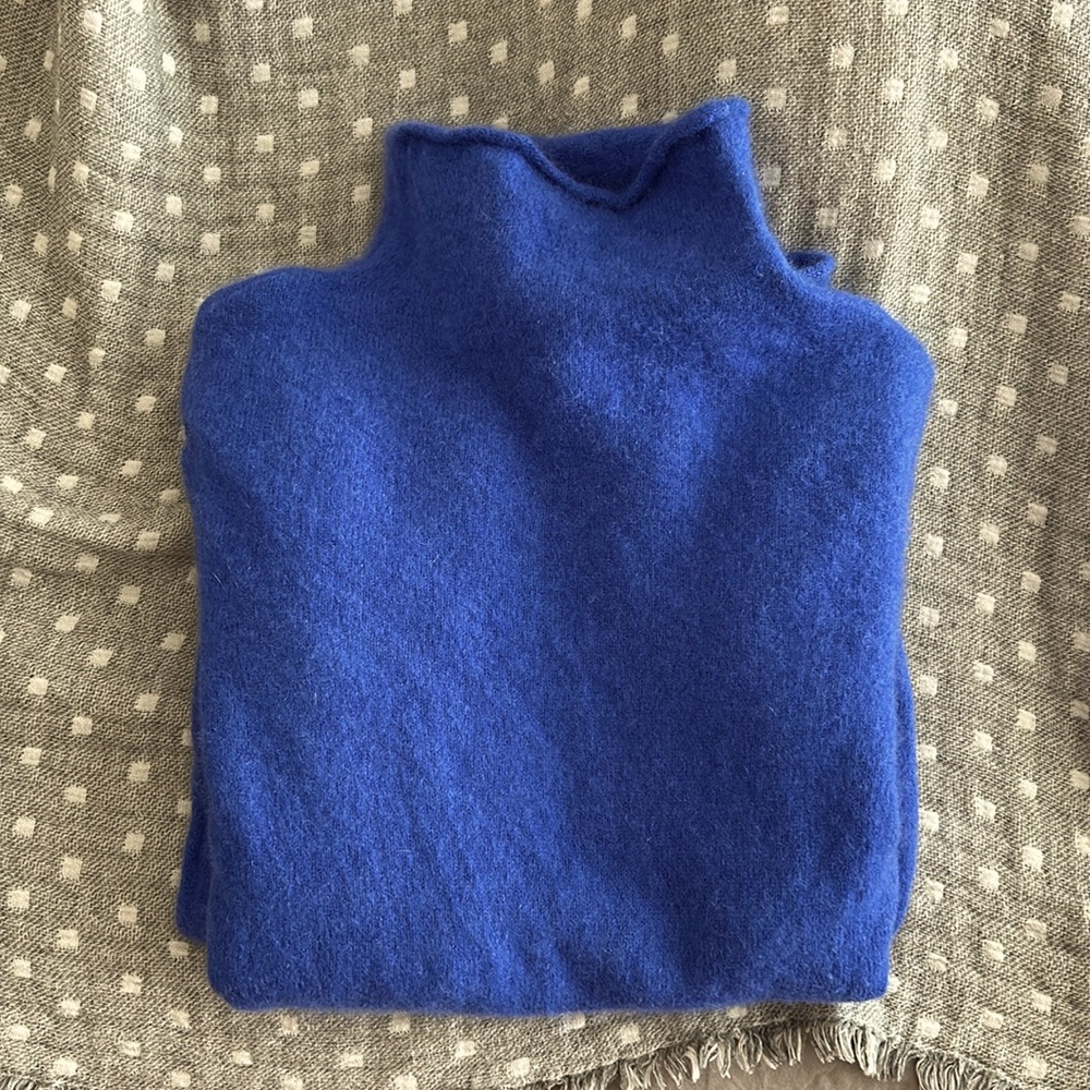 Cashm Sweater